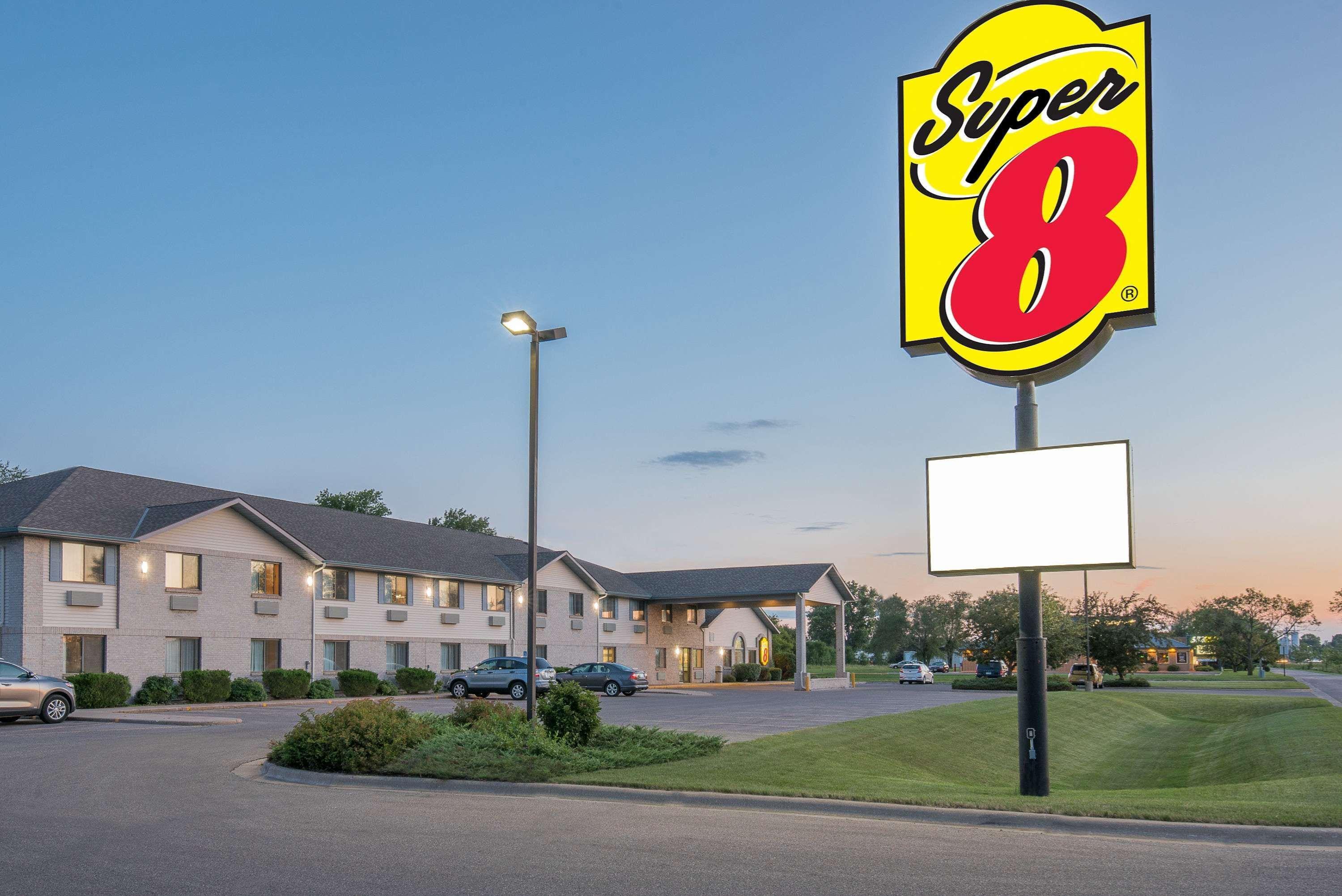 Wrangler Hotel Morris Exterior photo